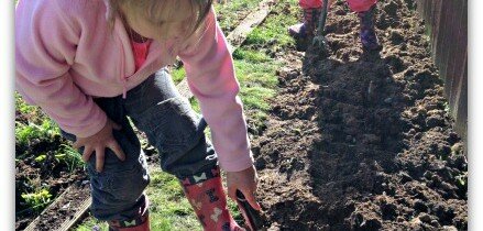 Gardening with children tips